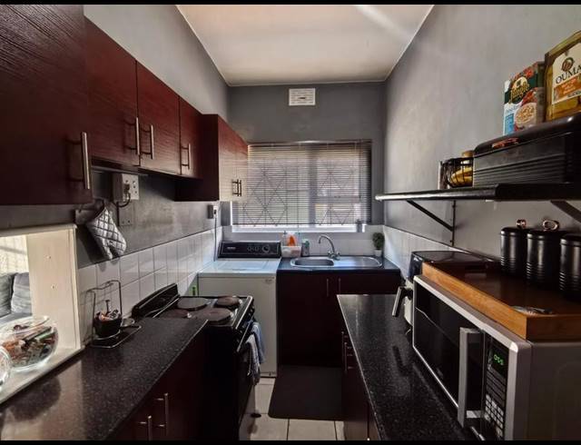 1 BEDROOM PROPERTY TO RENT IN GARDENS